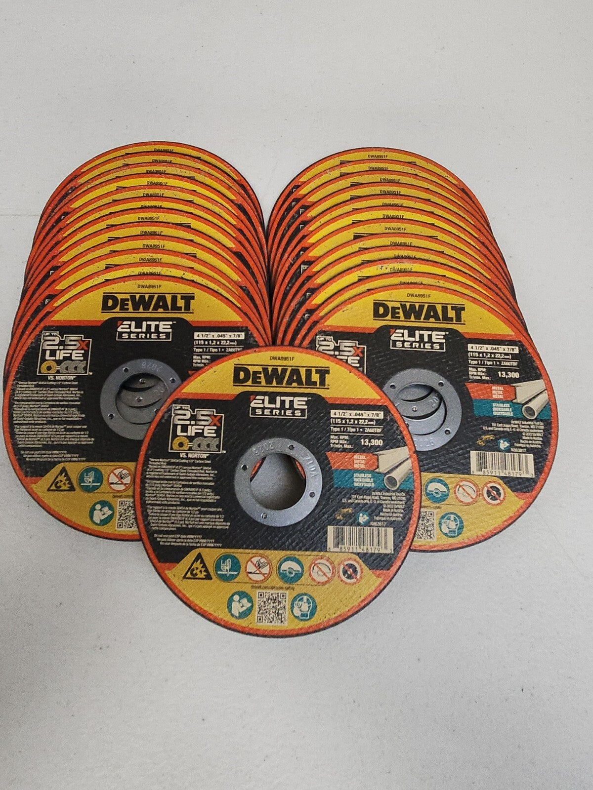 Dewalt DWA 8951 F 4-1/2 " X .045" X 7/8" Thin Cut-Off Wheel 25 Pack