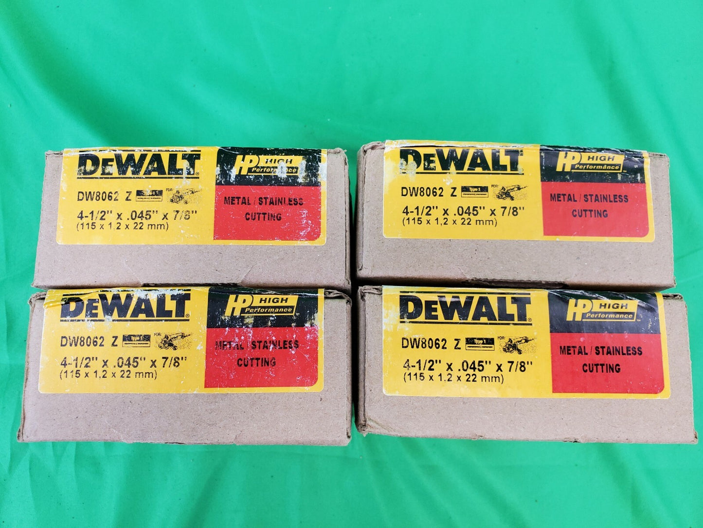 DEWALT DW 8062 4 1/2" X .045" X 7/8" Thin Cut Off Wheels 100 Pack