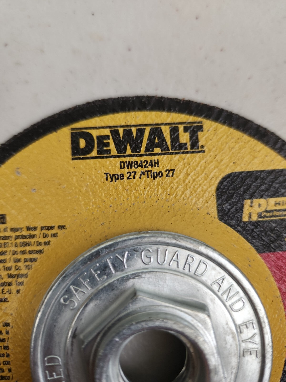 DEWALT DW 8424 H 4 1/2" x 0.045" x 5/8-11" Thin Cut-Off Wheels 10 Pack