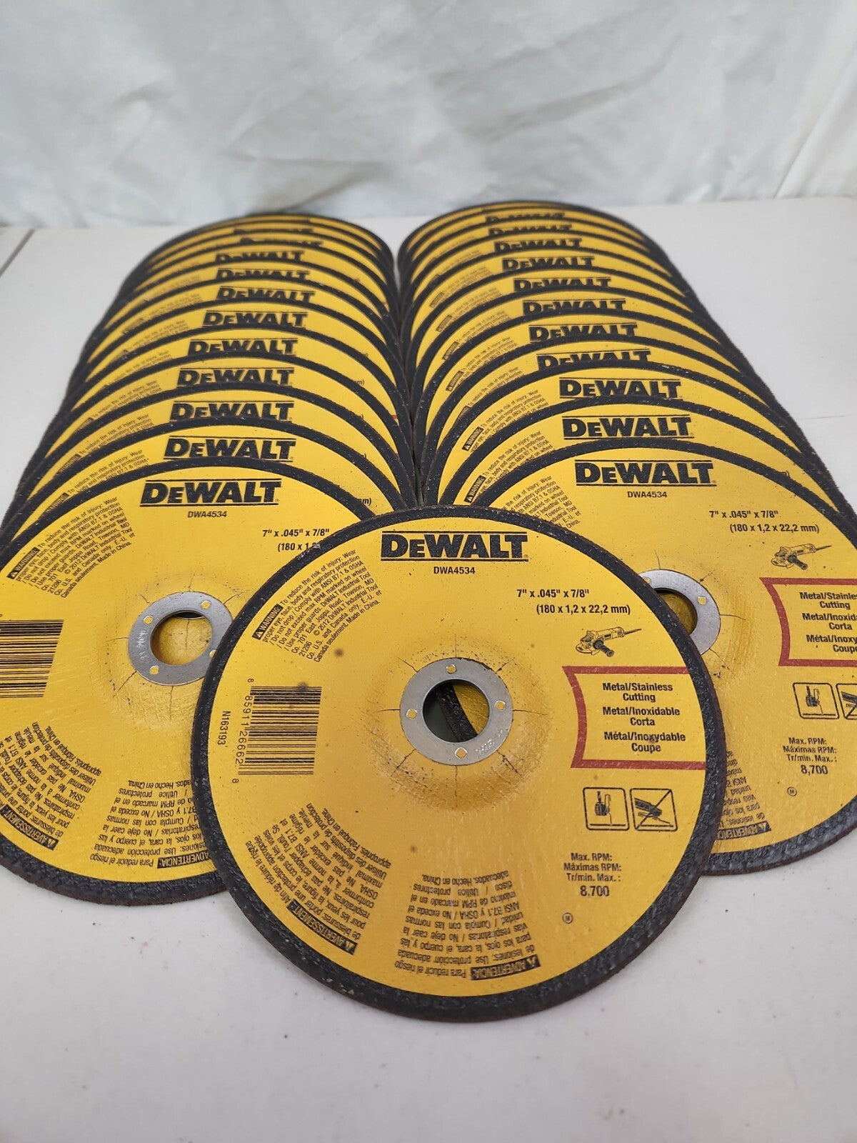 Dewalt DWA 4534 7"X .045" X 7/8" Thin Cut Off Wheels 25 Pack