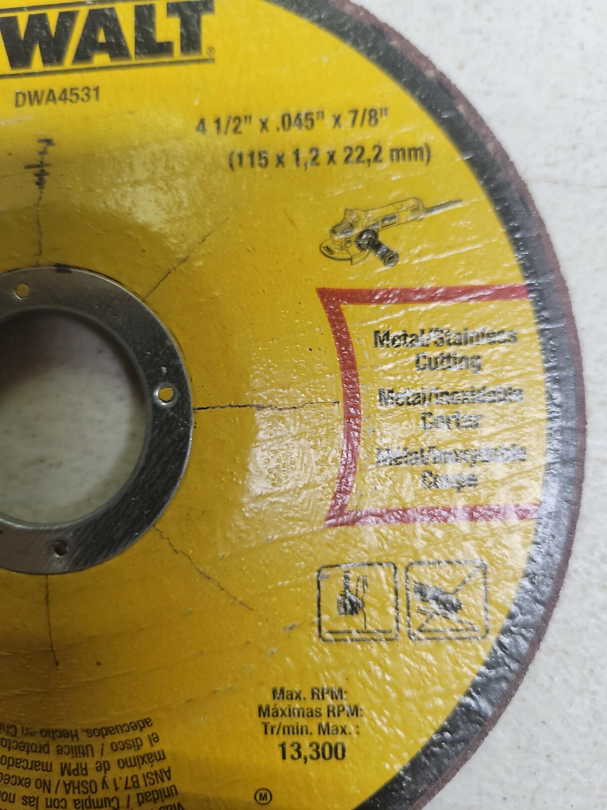 DeWALT DWA 4531 4 1/2" X .045" X 7/8". 25 Pack New No Box