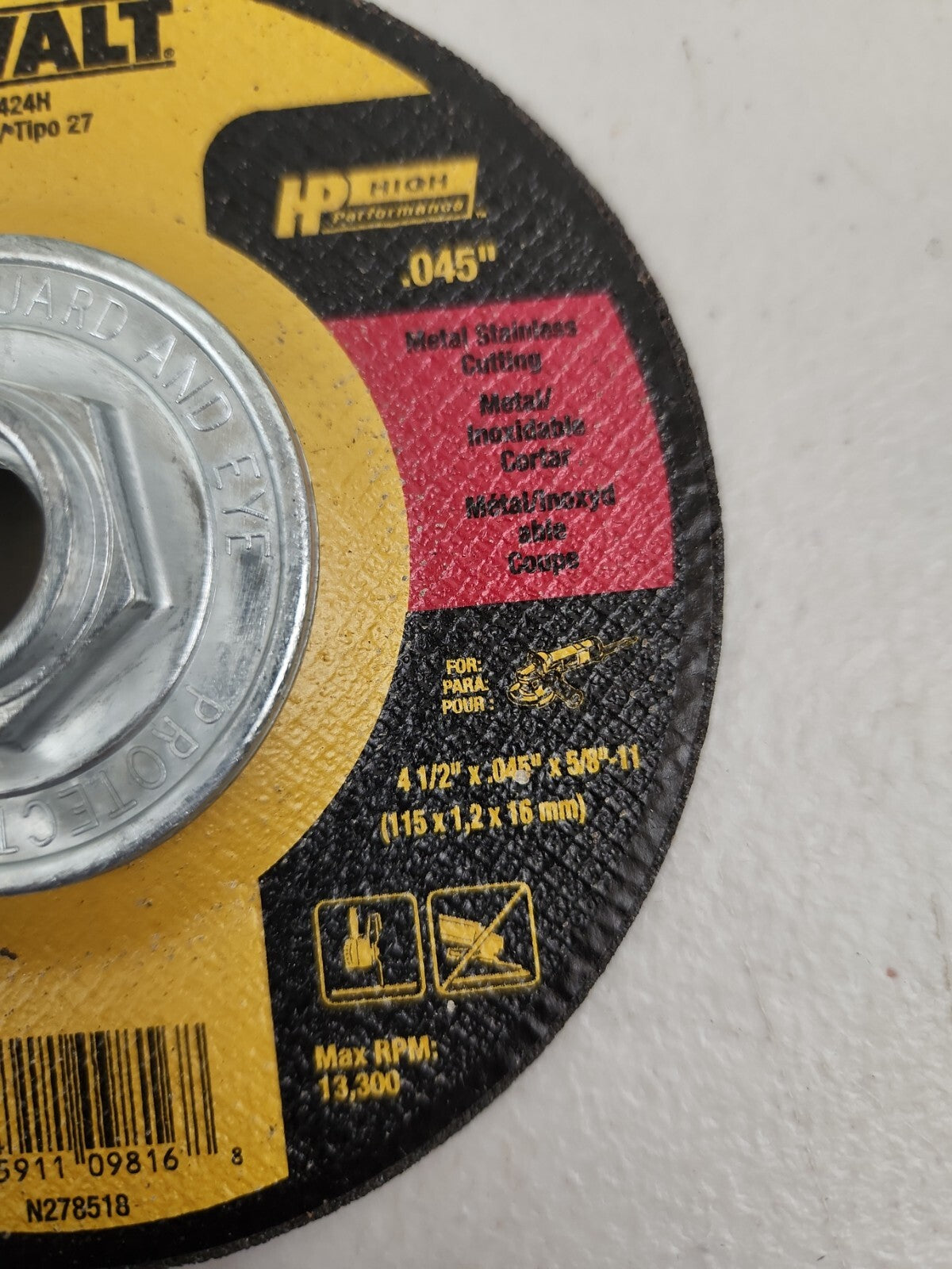 DEWALT DW 8424 H 4 1/2" x 0.045" x 5/8-11" Thin Cut-Off Wheels 10 Pack