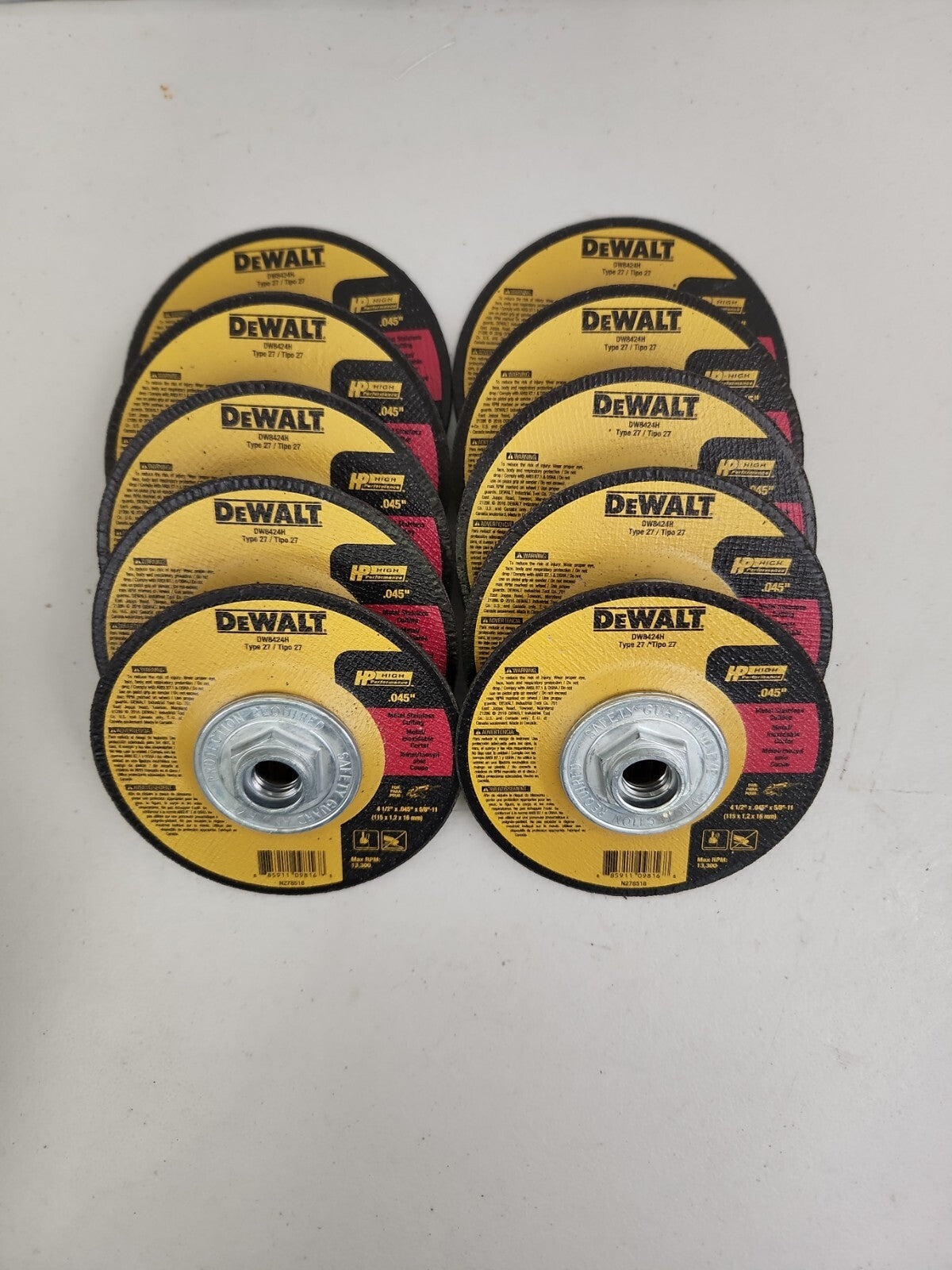 DEWALT DW 8424 H 4 1/2" x 0.045" x 5/8-11" Thin Cut-Off Wheels 10 Pack