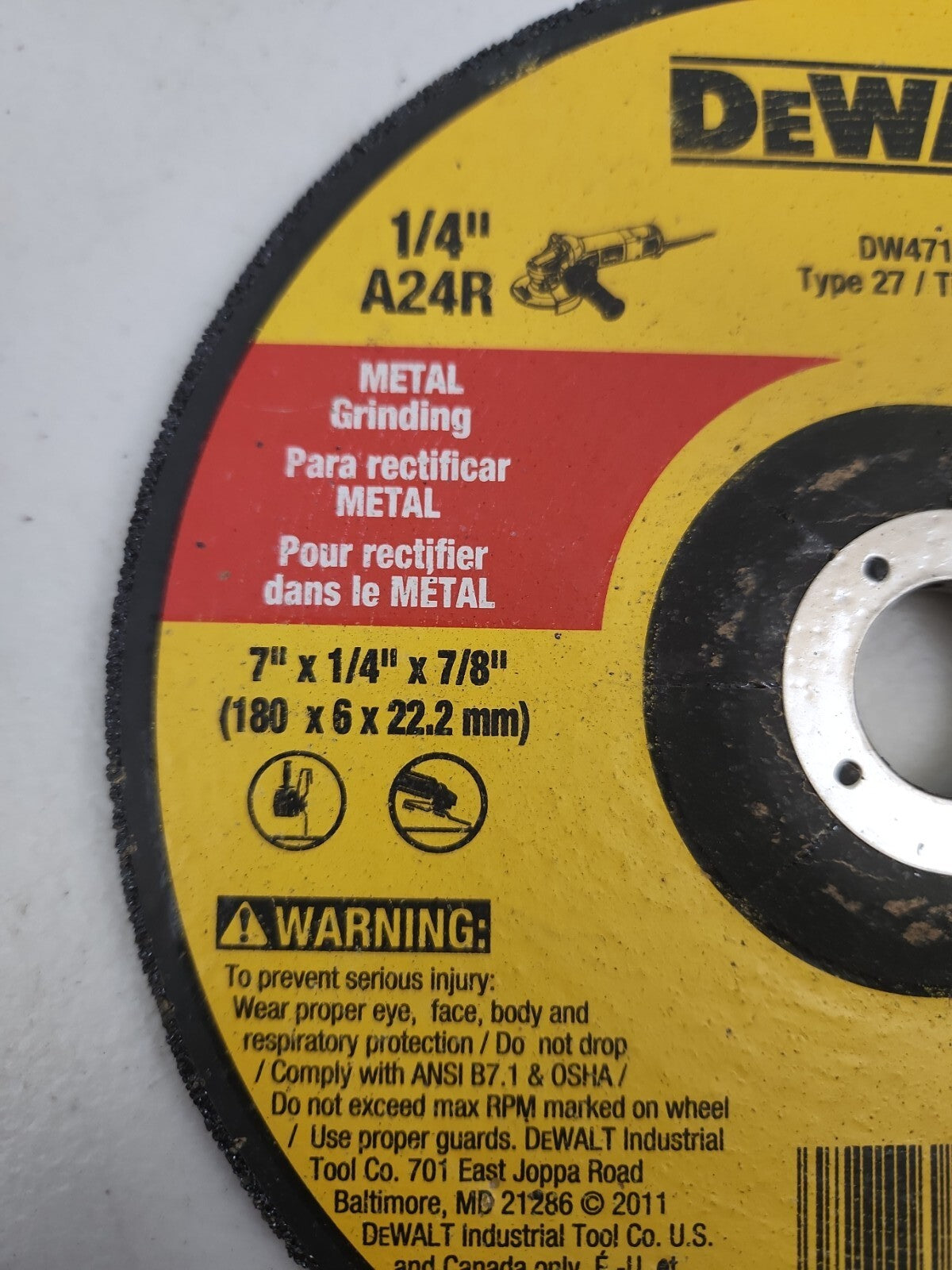 DeWALT DW 4719 7" X 1/4" X 7/8" Grinding Wheel No Box 2 Pack