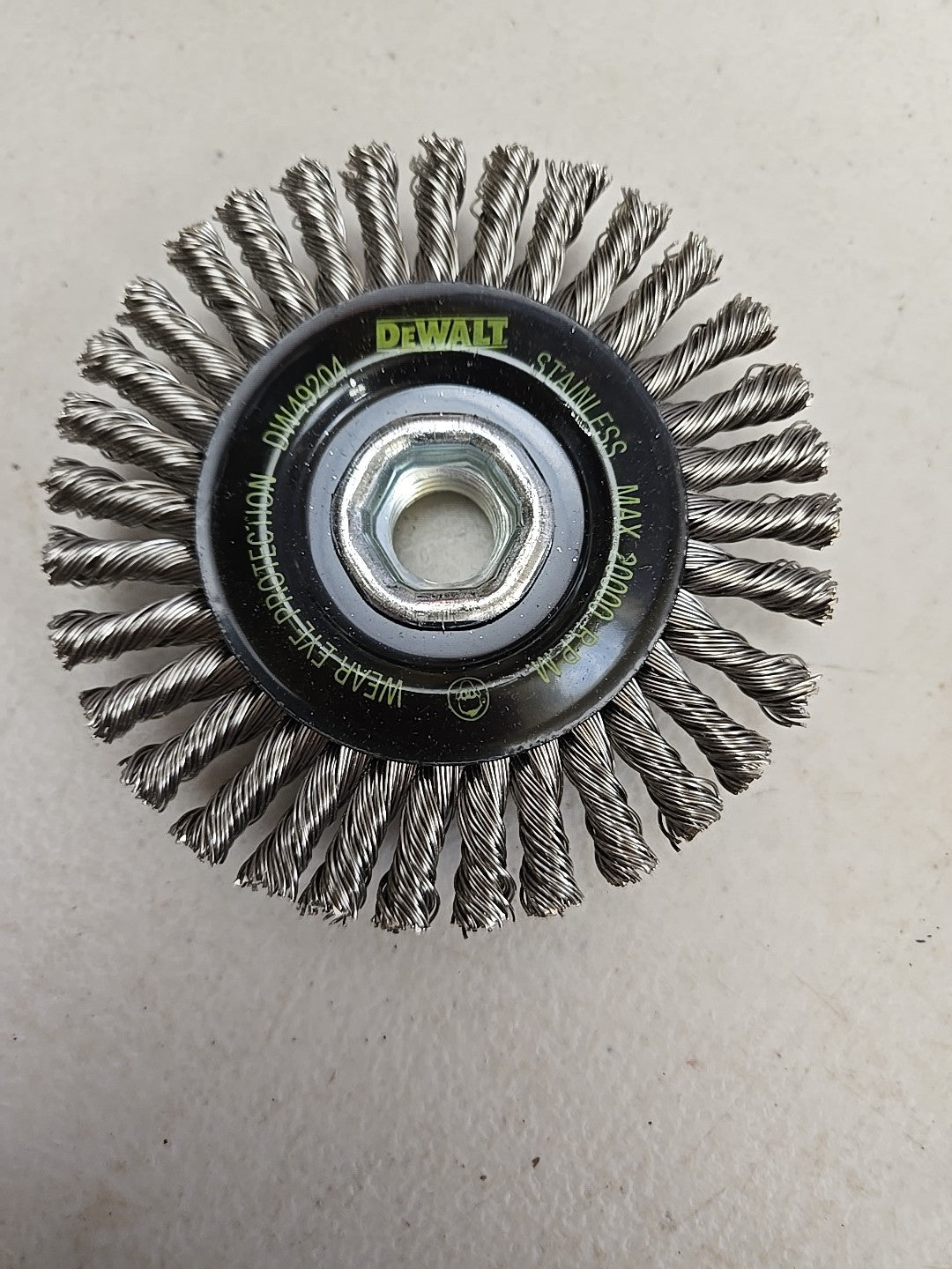 DEWALT DW 49204B Stainless Knotted Wire Wheel 4" .020 Wire – 6 Pack