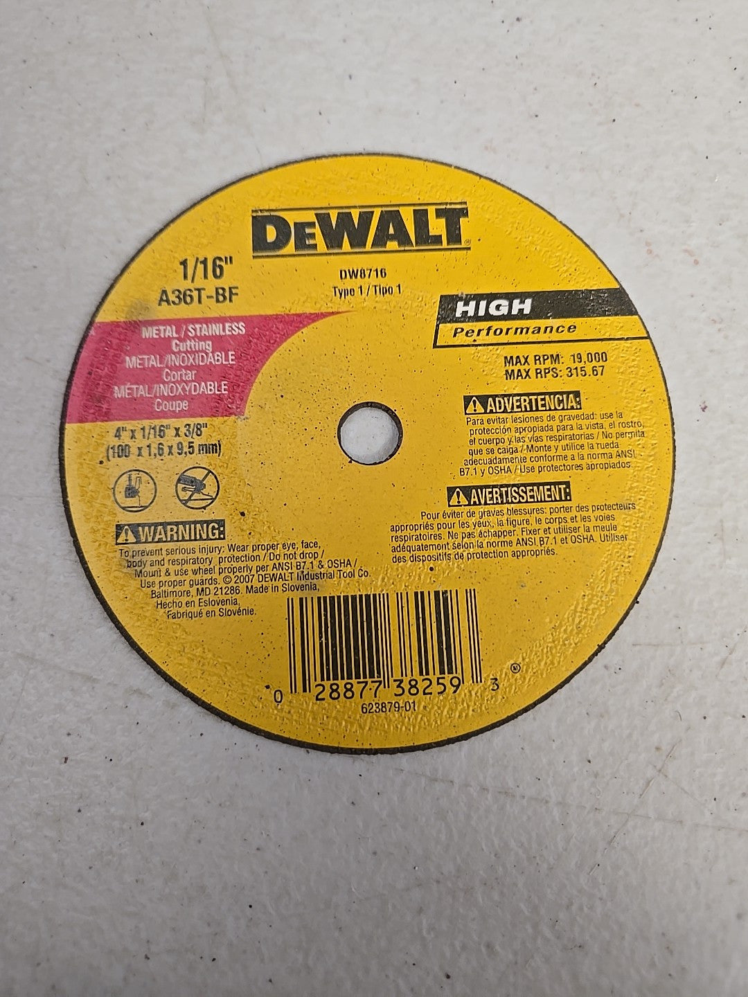 DeWalt DW 8716 4" X 1/6" X 3/8" Cutting Wheel 25 Pack