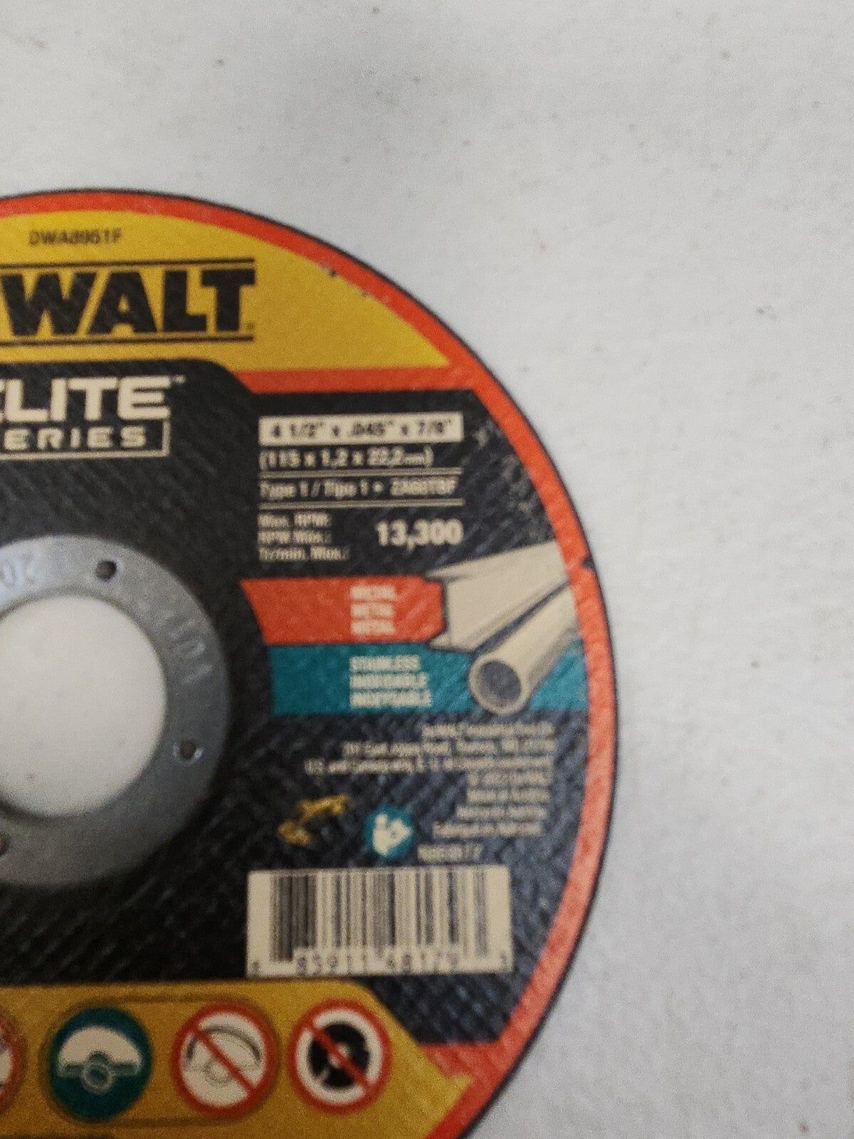 Dewalt DWA 8951 F 4-1/2 " X .045" X 7/8" Thin Cut-Off Wheel 25 Pack