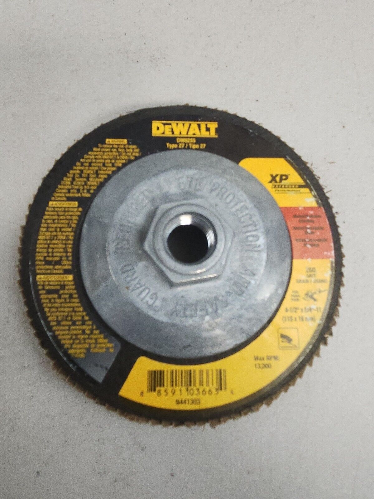 DEWALT DW 8255 4 1/2" x 5/8-11 Z60 Grit Flap Disc – 10 Pack
