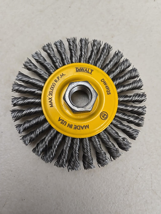 Dewalt Dw 4925B 4" X 5/8-11 Carbon Stringer Wheel .020 Wire 12 Pack